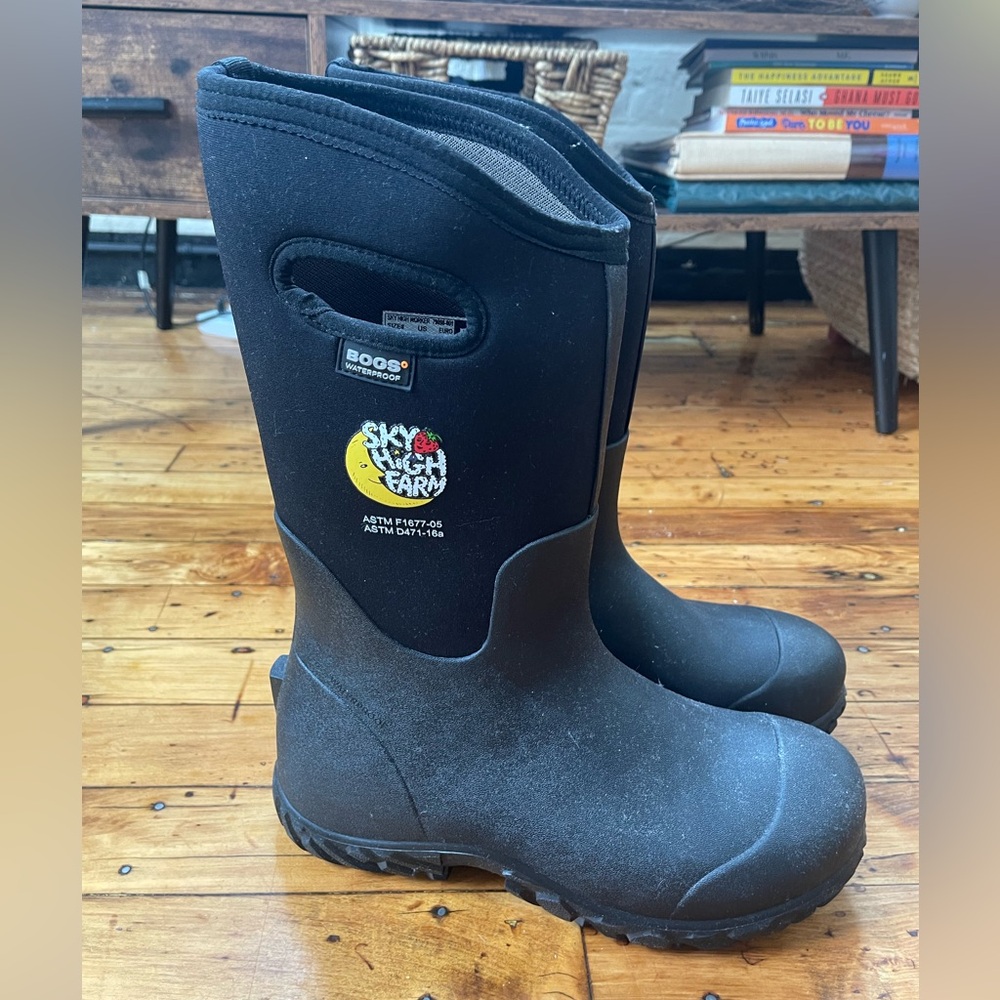 Bogs tall boots